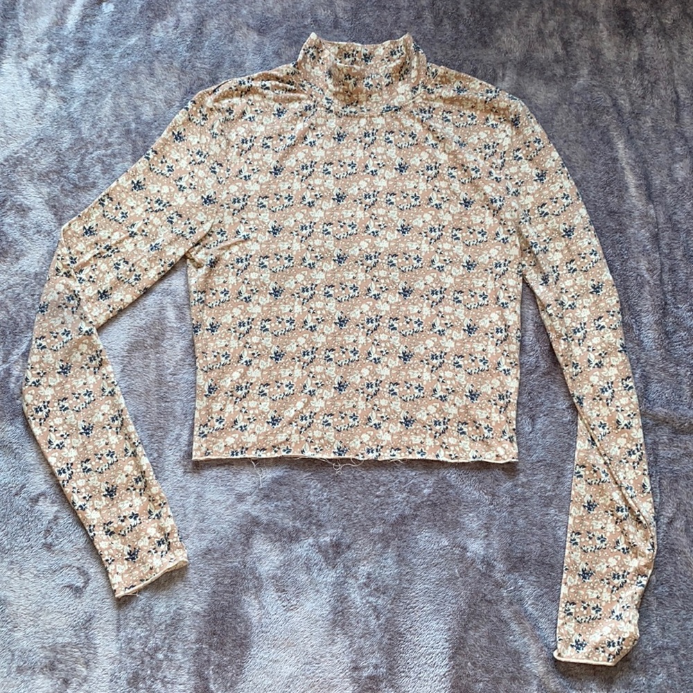 Buckle Floral Long Sleeve Top - Tan and Black